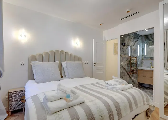 Tbs 204 - Prestigious Near Champs-elysees *